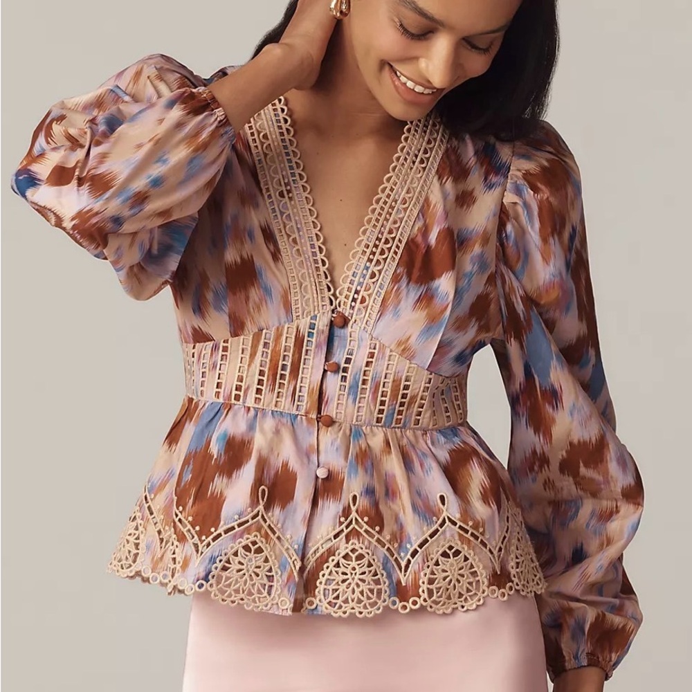 FARM Rio Long Sleeve Vneck Peplum Top M NWT